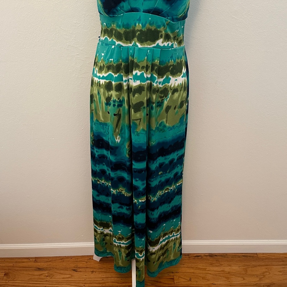 Dress barn  Halter Maxi Dress - Picture 4 of 11
